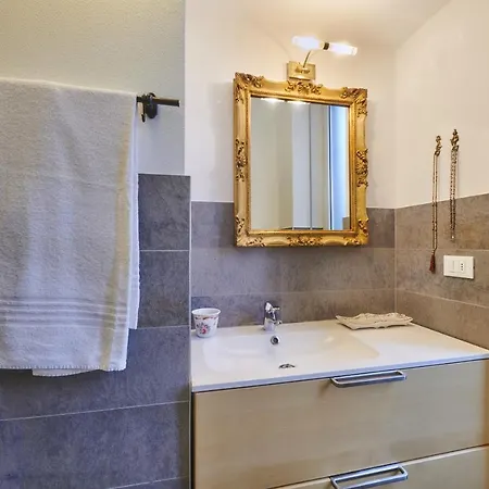 Brera Moscova Trilocale מילאנו